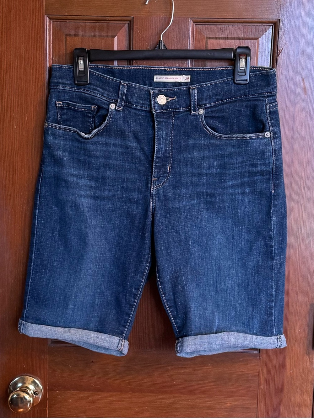 Levi’s Classic Bermuda Shorts Dark Wash Denim EUC